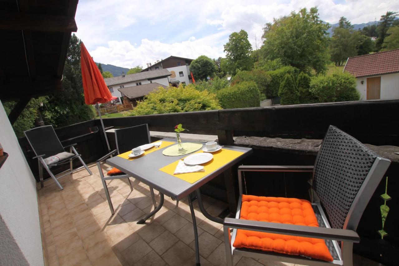 Wessely Appartements Am Golfplatz Innsbruck Exterior photo