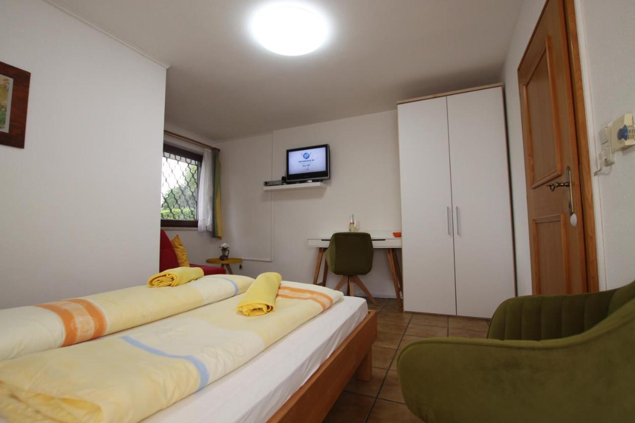 Wessely Appartements Am Golfplatz Innsbruck Exterior photo